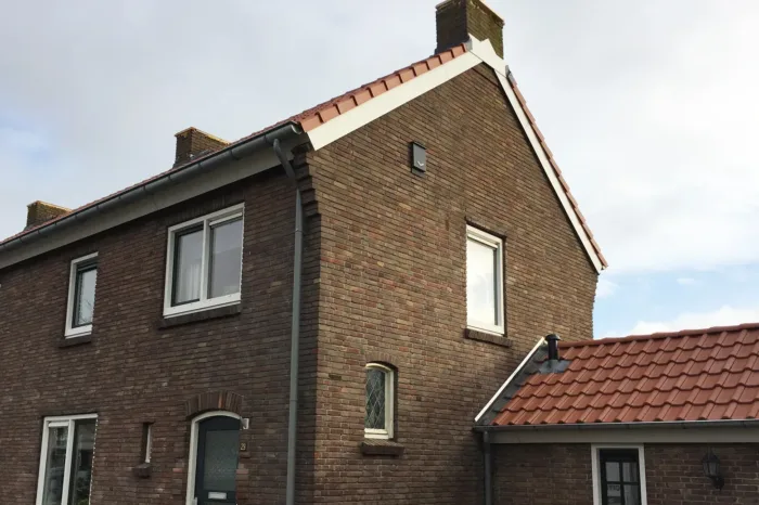 Groot onderhoud 14 woningen, Anna Paulowna