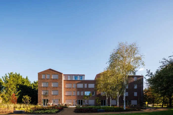 48 appartementen 't Harste, Sneek van afstand