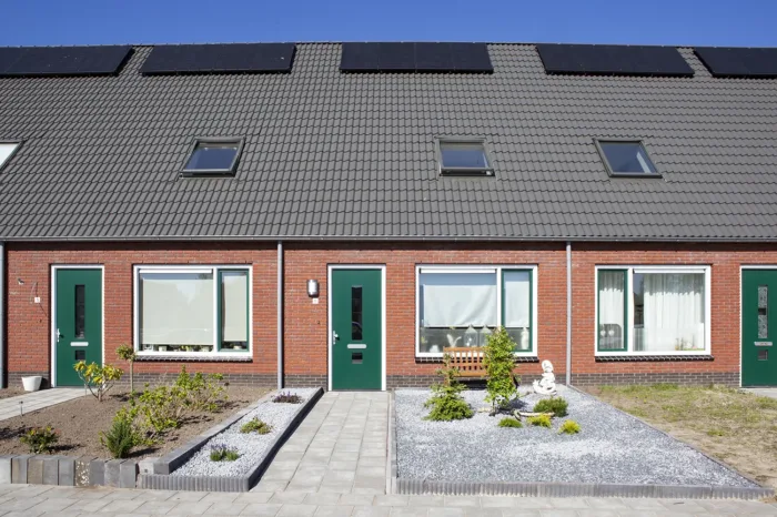 15 woningen De Boustien in Zwaagwesteinde