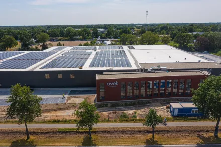 Maakindustrie faciliteiten laten bouwen