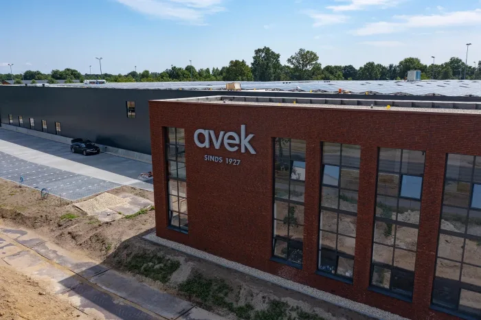 Kantoorpand bouwen Avek