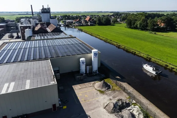 Opslagloods en tanks Vreugdenhil Dairy Foods