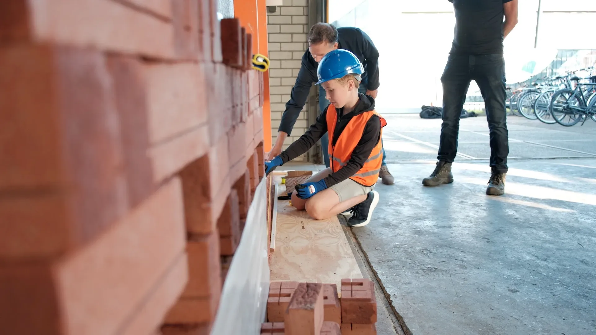 Muur bouwen bij BouwBase