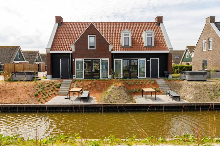 Eerste 44 woningen Dormio Resort Medemblik